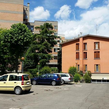 Villa Bologna Studio Flat 111 Via Francesco Zanardi Exterior foto
